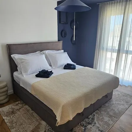 Azure - Old Town And Sea View Apartment *
